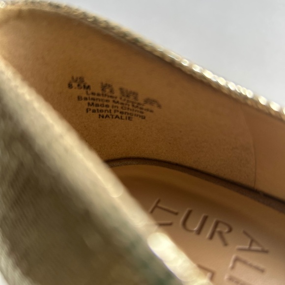 Naturalizer Gold Silver Leather Point Toe Heels size 8.5 - Picture 8 of 15